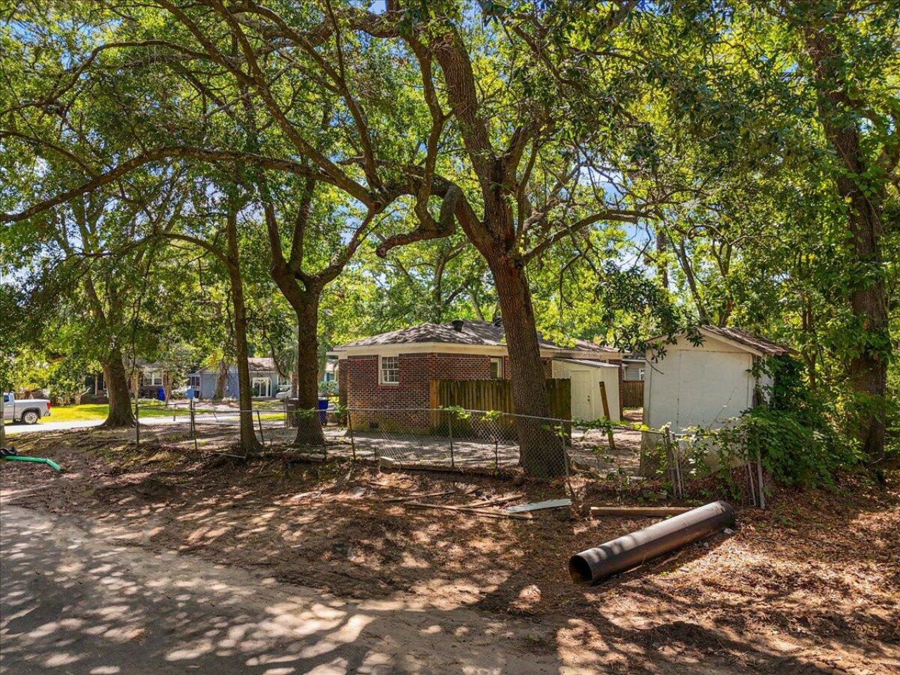 1436 Heather Drive Photo 5