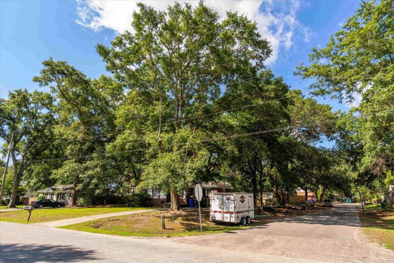 1436 Heather Drive Photo 8