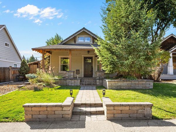 615 NW Ogden Avenue, Bend, OR 97703