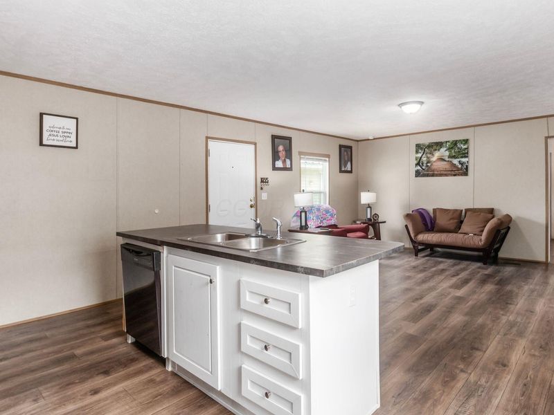 4285 Broadway , Unit D11, Grove City, OH 43123 Photo 12