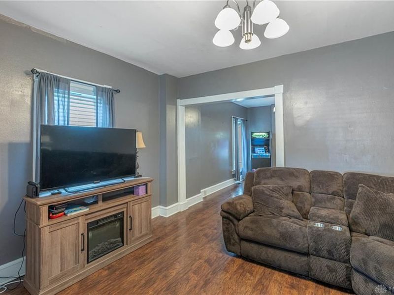 34 E Cottage Avenue, West Carrollton, OH 45449 Photo 4