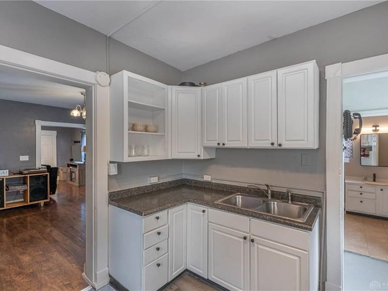 34 E Cottage Avenue, West Carrollton, OH 45449 Photo 9