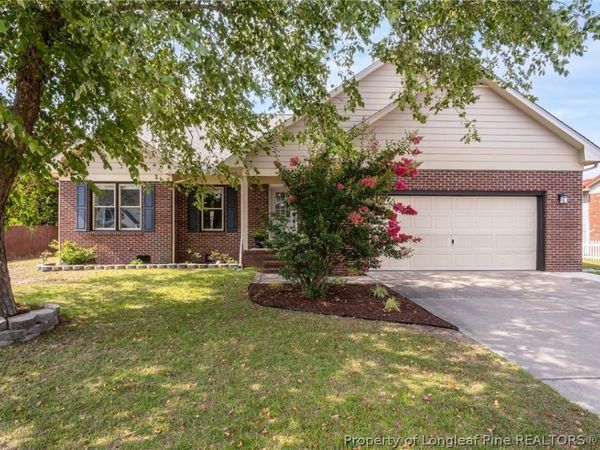 6318 Streeter Drive, Hope Mills, NC 28348
