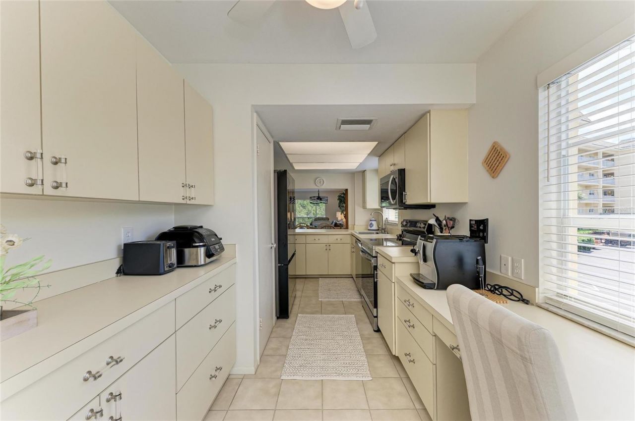 8625 Midnight Pass Road, Unit 208B, Sarasota, FL 34242 Photo