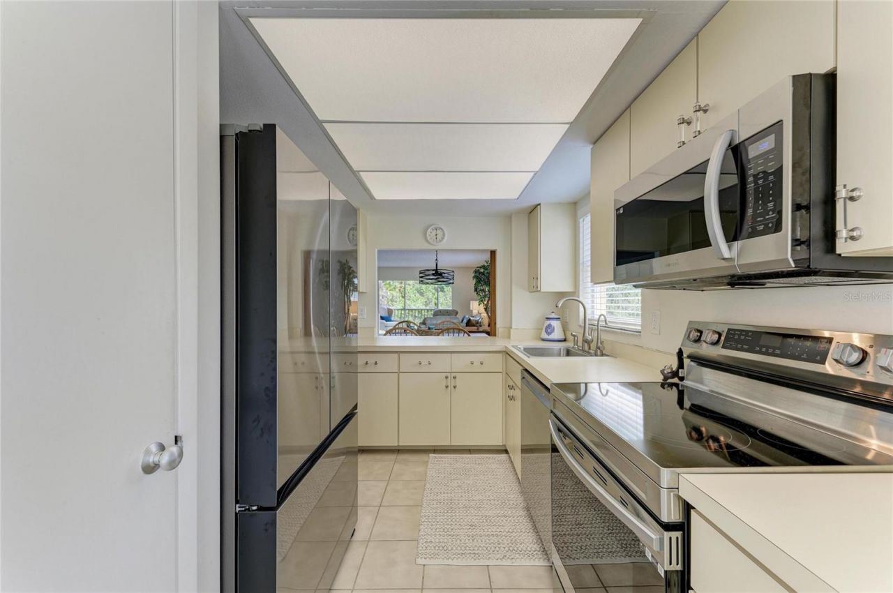 8625 Midnight Pass Road, Unit 208B, Sarasota, FL 34242 Photo