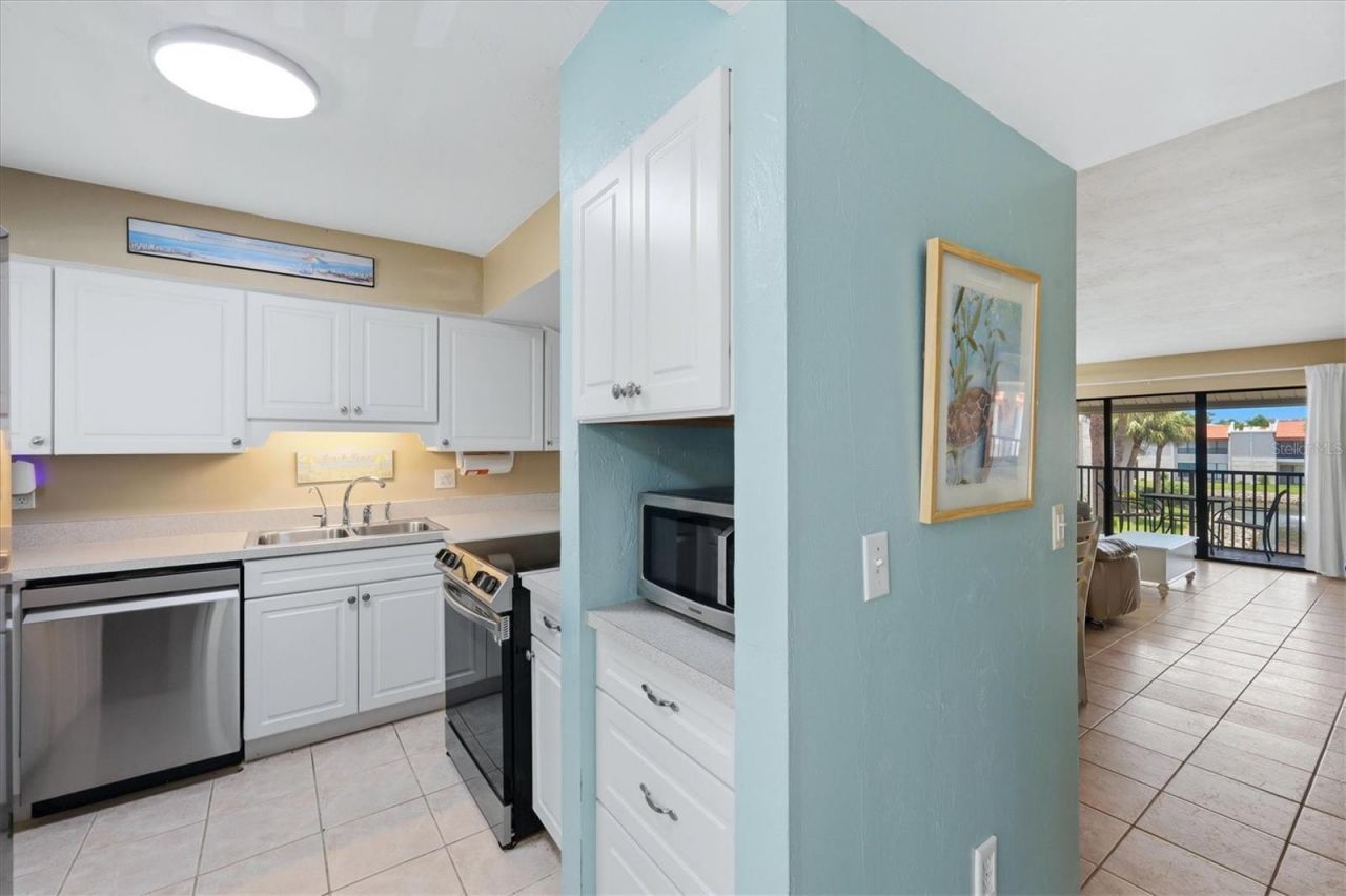 1801 Gulf Drive N, Unit 277, Bradenton Beach, FL 34217 Photo