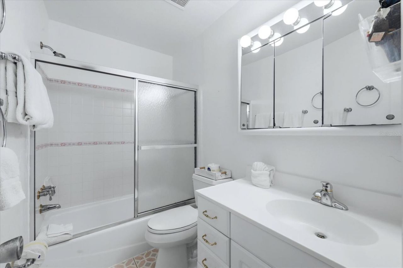 1801 Gulf Drive N, Unit 277, Bradenton Beach, FL 34217 Photo