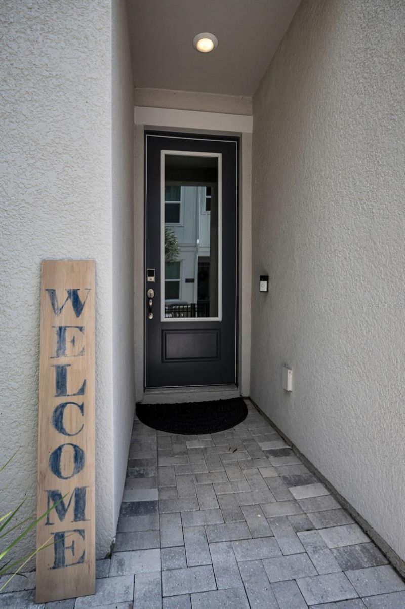 2458 Mangum Court , Sarasota, FL 34237 Photo