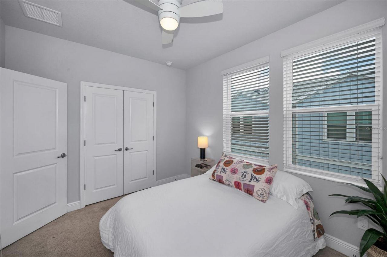 2458 Mangum Court , Sarasota, FL 34237 Photo