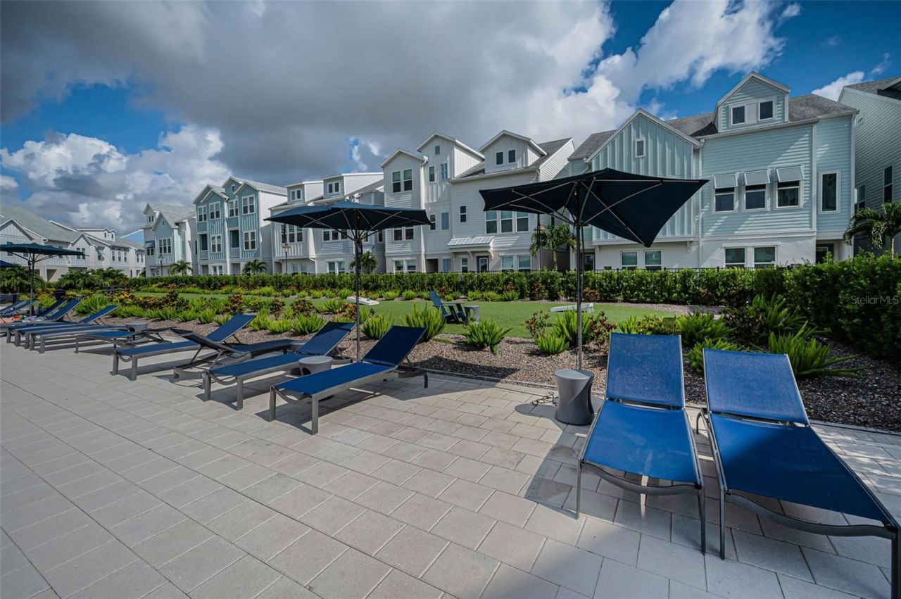 2458 Mangum Court , Sarasota, FL 34237 Photo