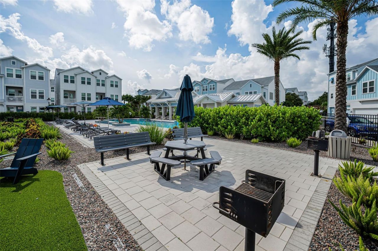 2458 Mangum Court , Sarasota, FL 34237 Photo