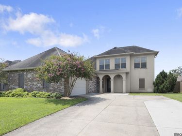 37441 Amalfi Dr, Prairieville, LA 70769
