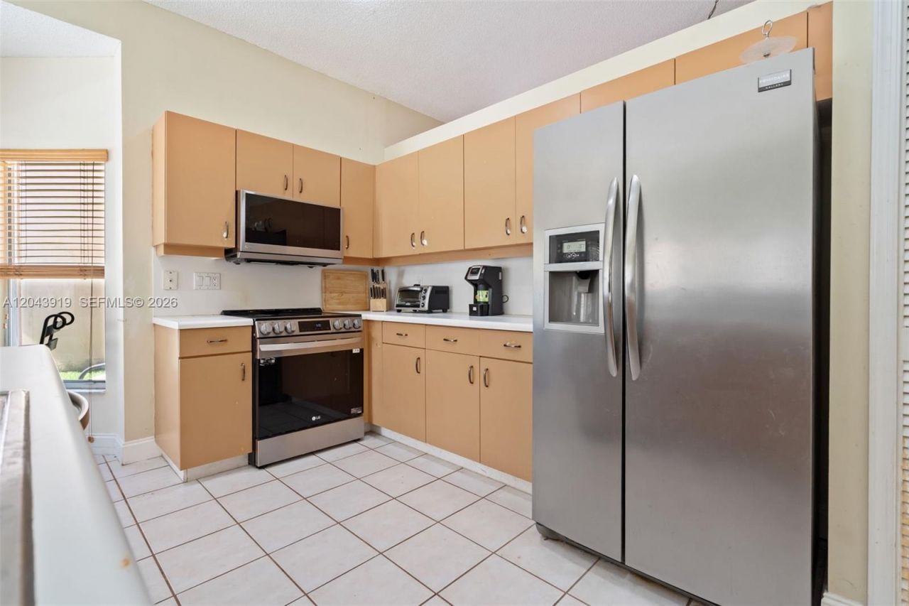 4931 SW 152nd Ave , Miramar, FL 33027 Photo