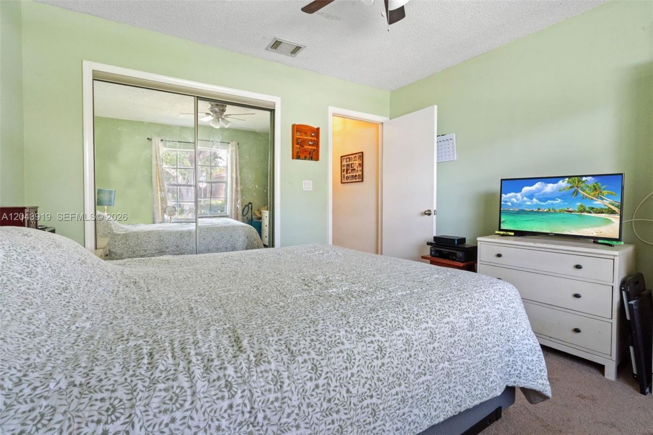 4931 SW 152nd Ave , Miramar, FL 33027 Photo