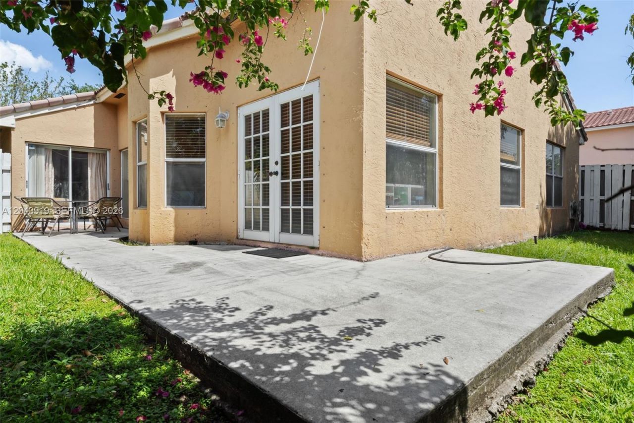 4931 SW 152nd Ave , Miramar, FL 33027 Photo
