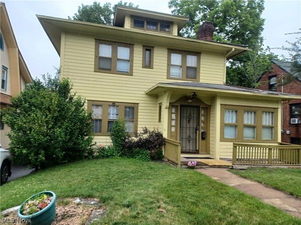 918 Winona Drive , Youngstown, OH 44511