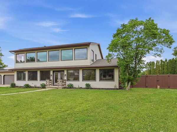 995 BIRCH TREE LANE, Fond Du Lac, WI 54935