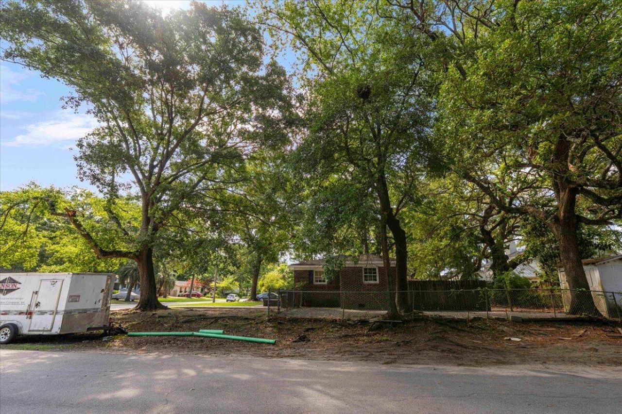 1436 Heather Drive Photo 9