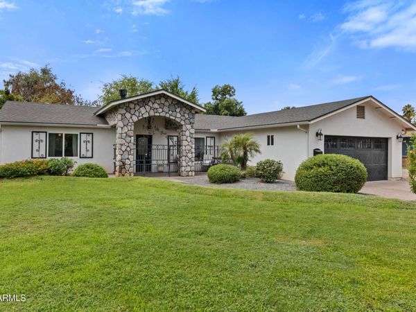 4025 E OSBORN Road, Phoenix, AZ 85018