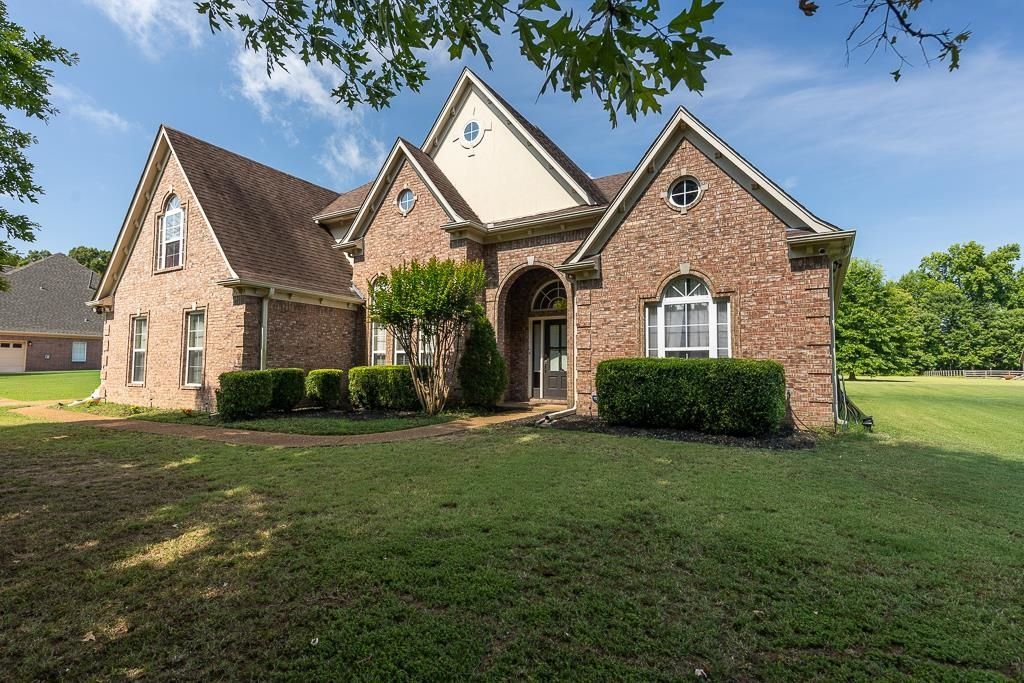 7329 SURINA DR Arlington, TN 38002