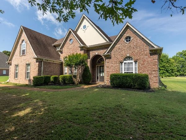 7329 SURINA DR, Arlington, TN 38002