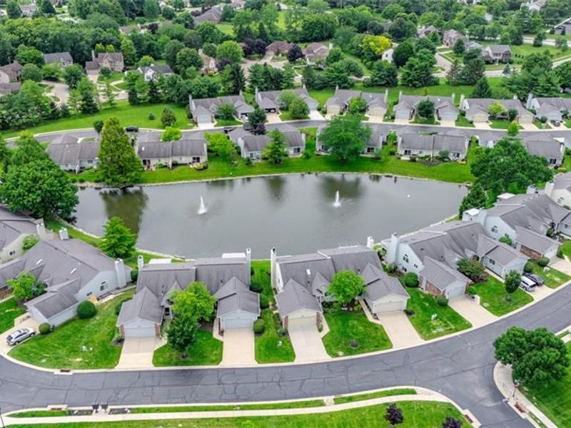 6591 Brigham Square, Unit 7, Centerville, OH 45459 Photo 2