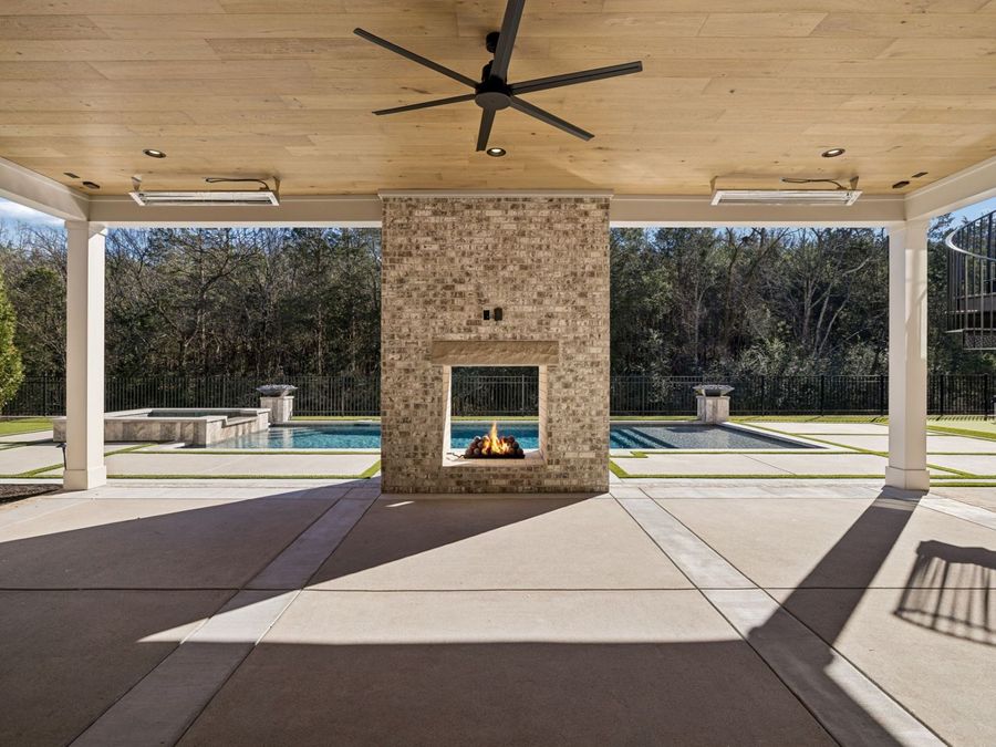 Property Image 81