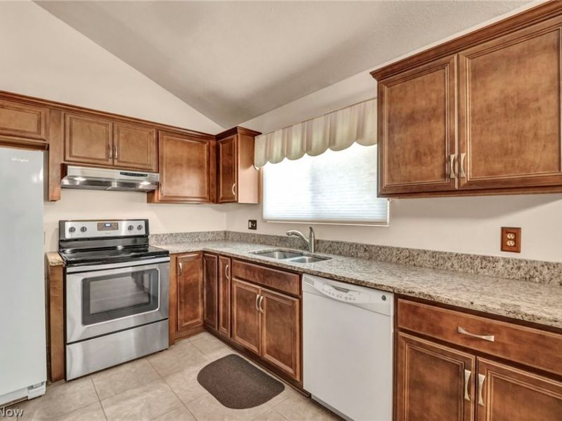 14121 Donald Drive, Brook Park, OH 44142 Photo 14