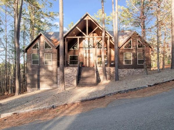 706 Red Berry Trail, Broken Bow, OK 74728