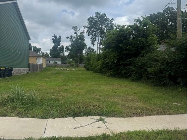 505 S 7th Street , Rogers, AR 72756
