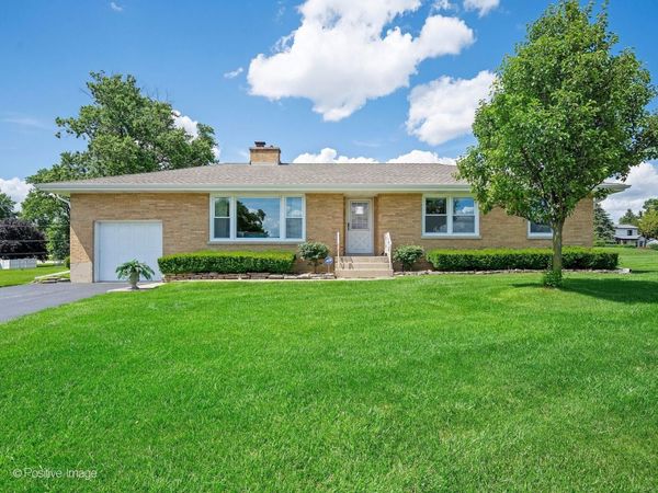 6950 Hillsdale Road , Countryside, IL 60525