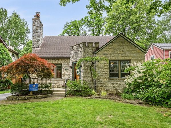 35 Brevoort Road , Columbus, OH 43214