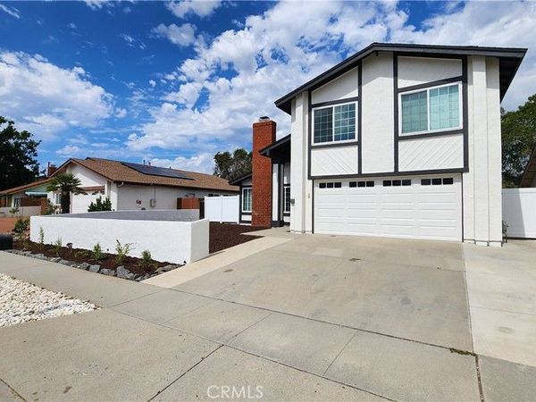 1810 Manzanita Court, Vista, CA 92083