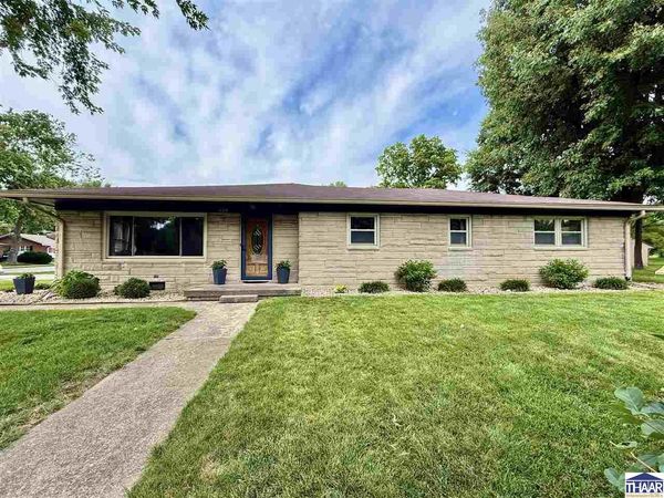 1108 Roger Drive, Plainfield, IN 46168