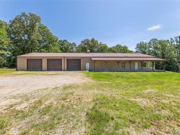 5914 Highway W , Poplar Bluff, MO 63901