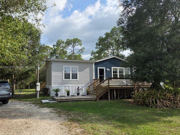 Clewiston, FL 33440
