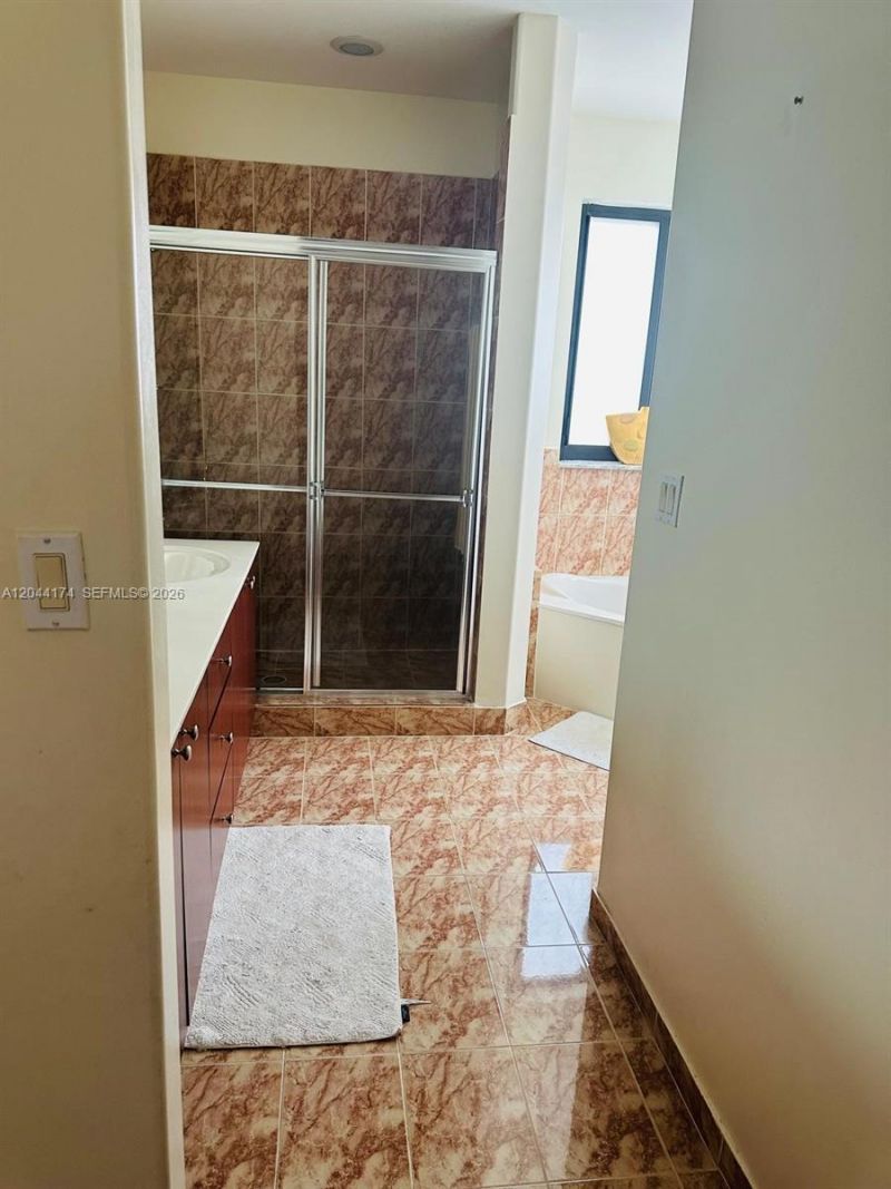 4318 NW 113th Pl , Doral, FL 33178 Photo