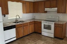 7695 Picardy Place photo 4