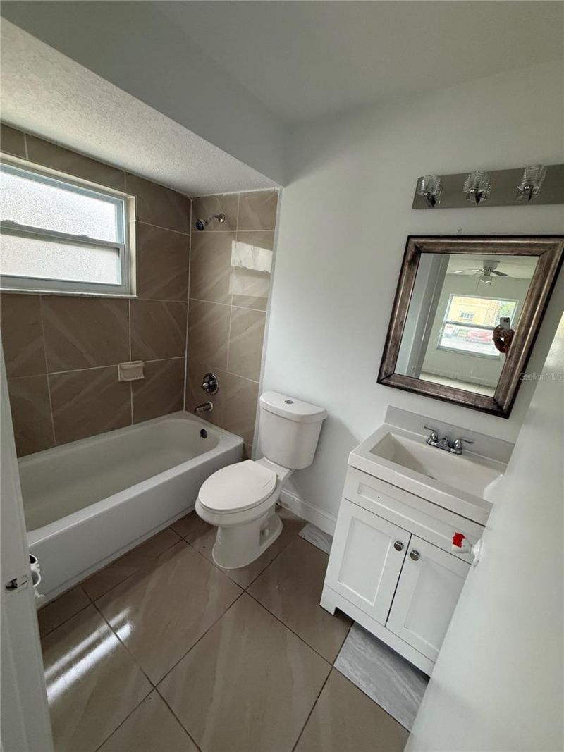 9800 Turf Way , Unit 1, Orlando, FL 32837 Photo