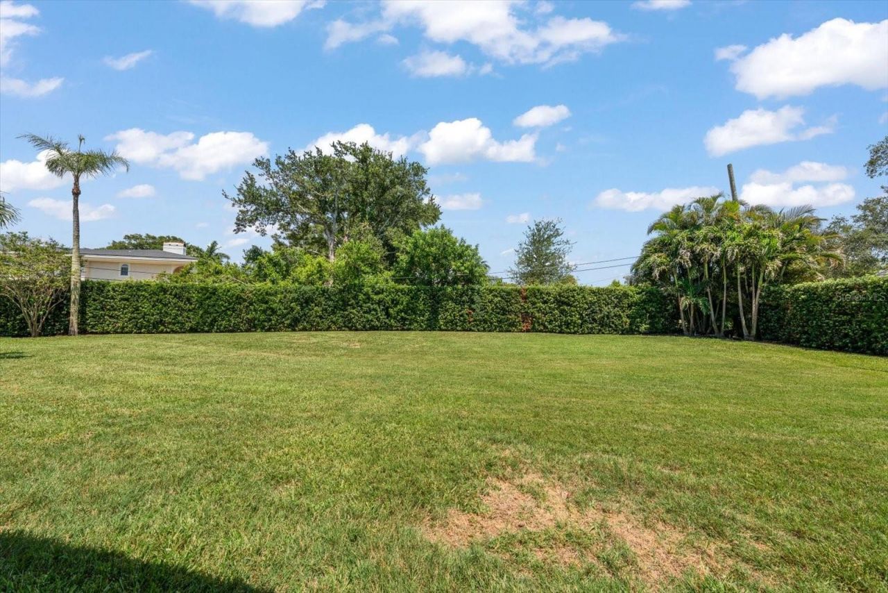 155 Willadel Drive, Belleair, FL 33756 Photo