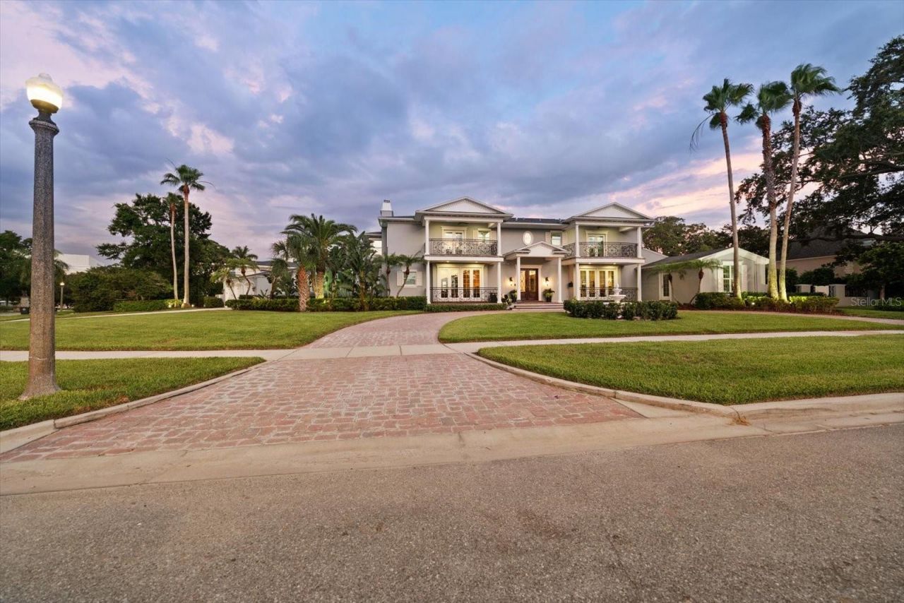 155 Willadel Drive, Belleair, FL 33756 Photo
