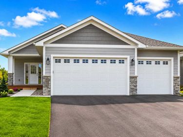 9815 Pinehurst Drive, Elko New Market, MN 55020