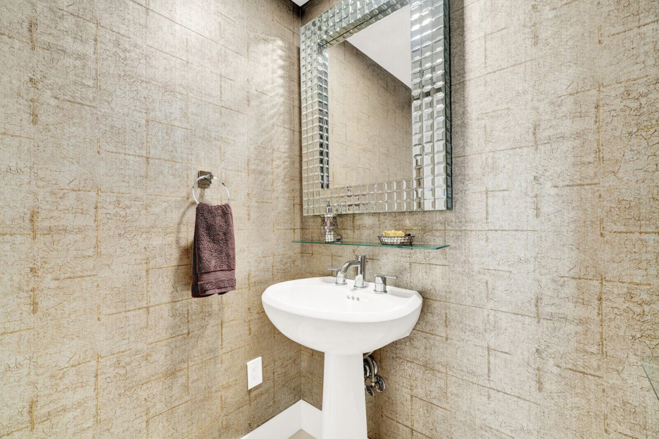 1 N Ocean Boulevard, Unit 1007, Pompano Beach, FL 33062 Photo