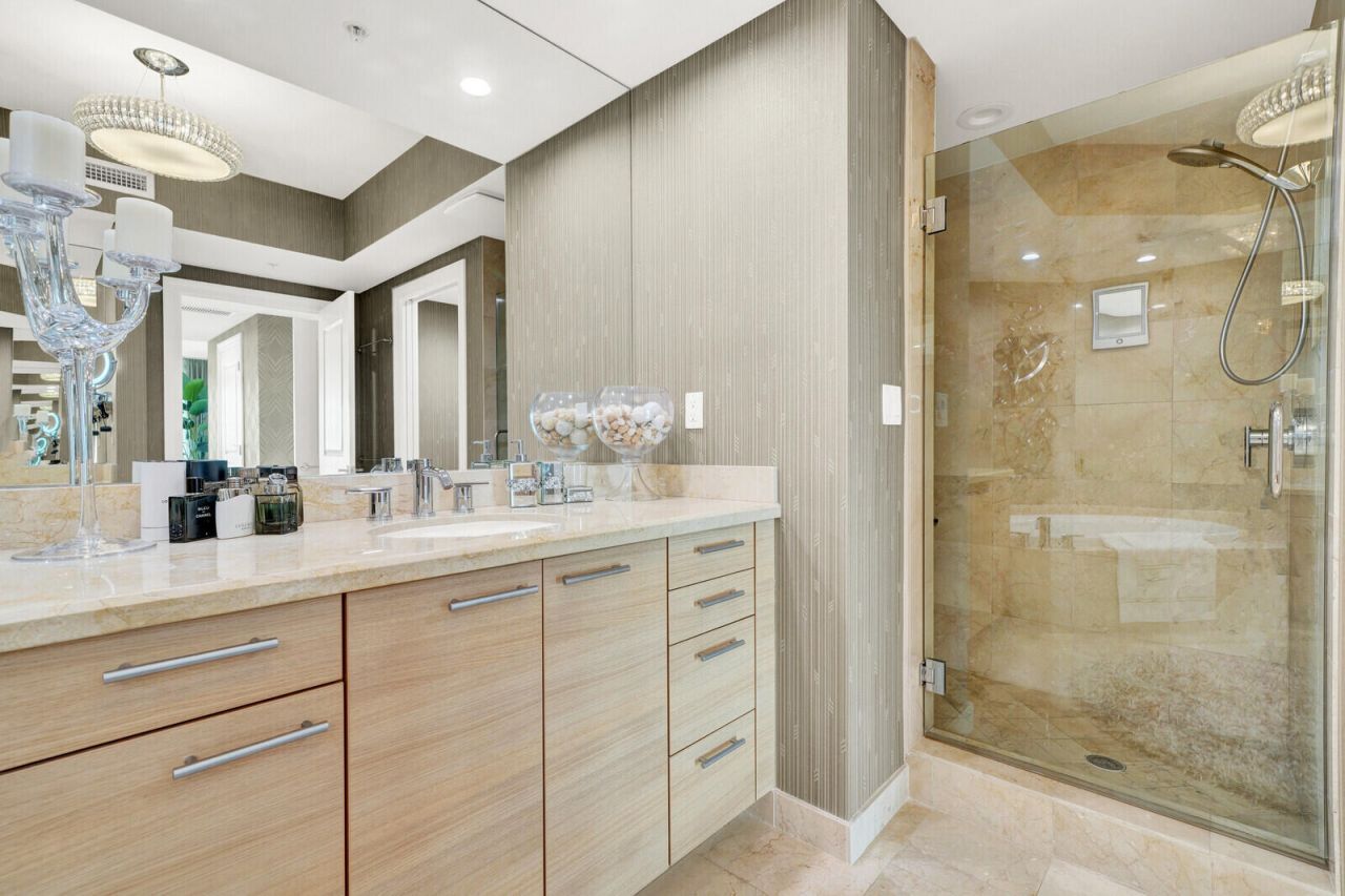 1 N Ocean Boulevard, Unit 1007, Pompano Beach, FL 33062 Photo