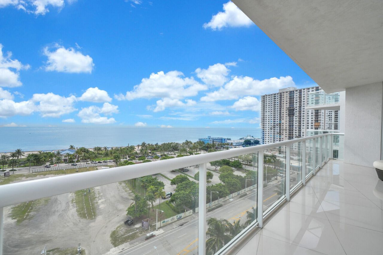 1 N Ocean Boulevard, Unit 1007, Pompano Beach, FL 33062 Photo