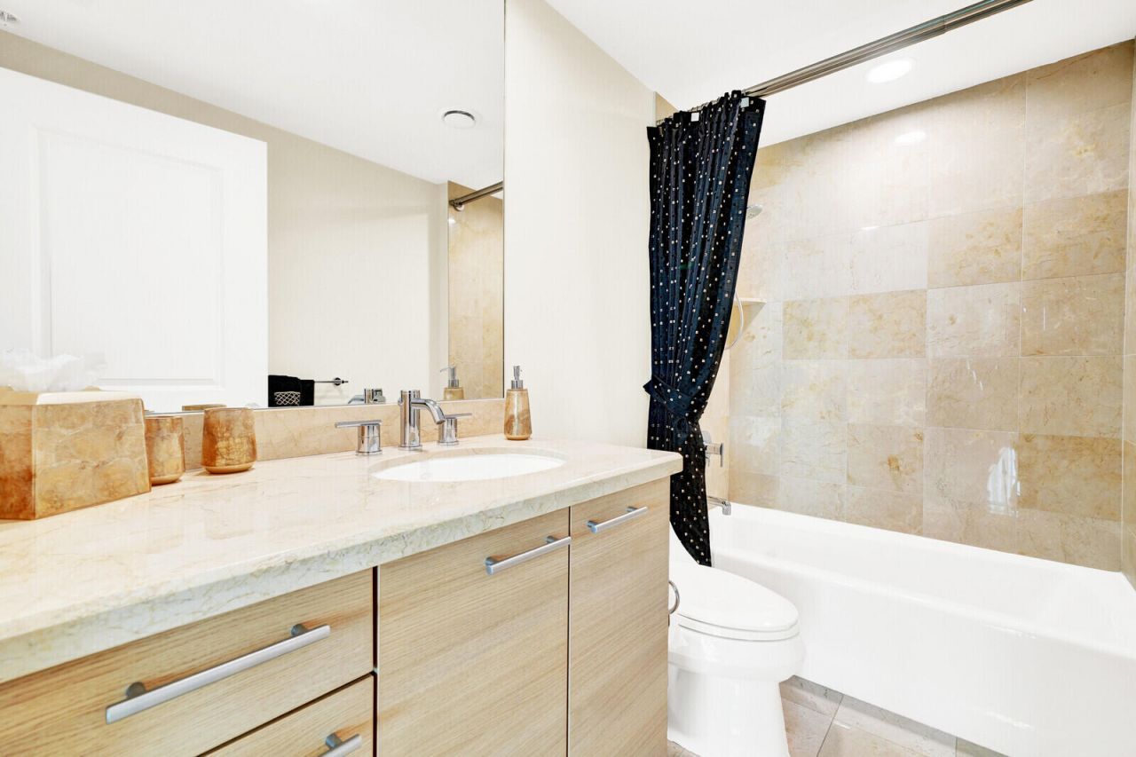 1 N Ocean Boulevard, Unit 1007, Pompano Beach, FL 33062 Photo