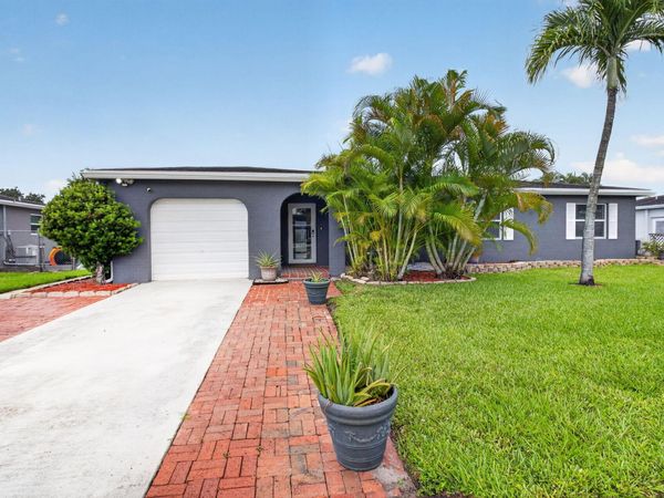 4599 Betelnut Street, Boca Raton, FL 33428