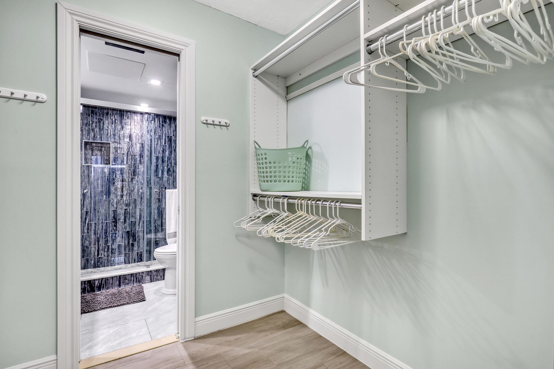 125 S Ocean Avenue, Unit 505, Palm Beach Shores, FL 33404 Photo