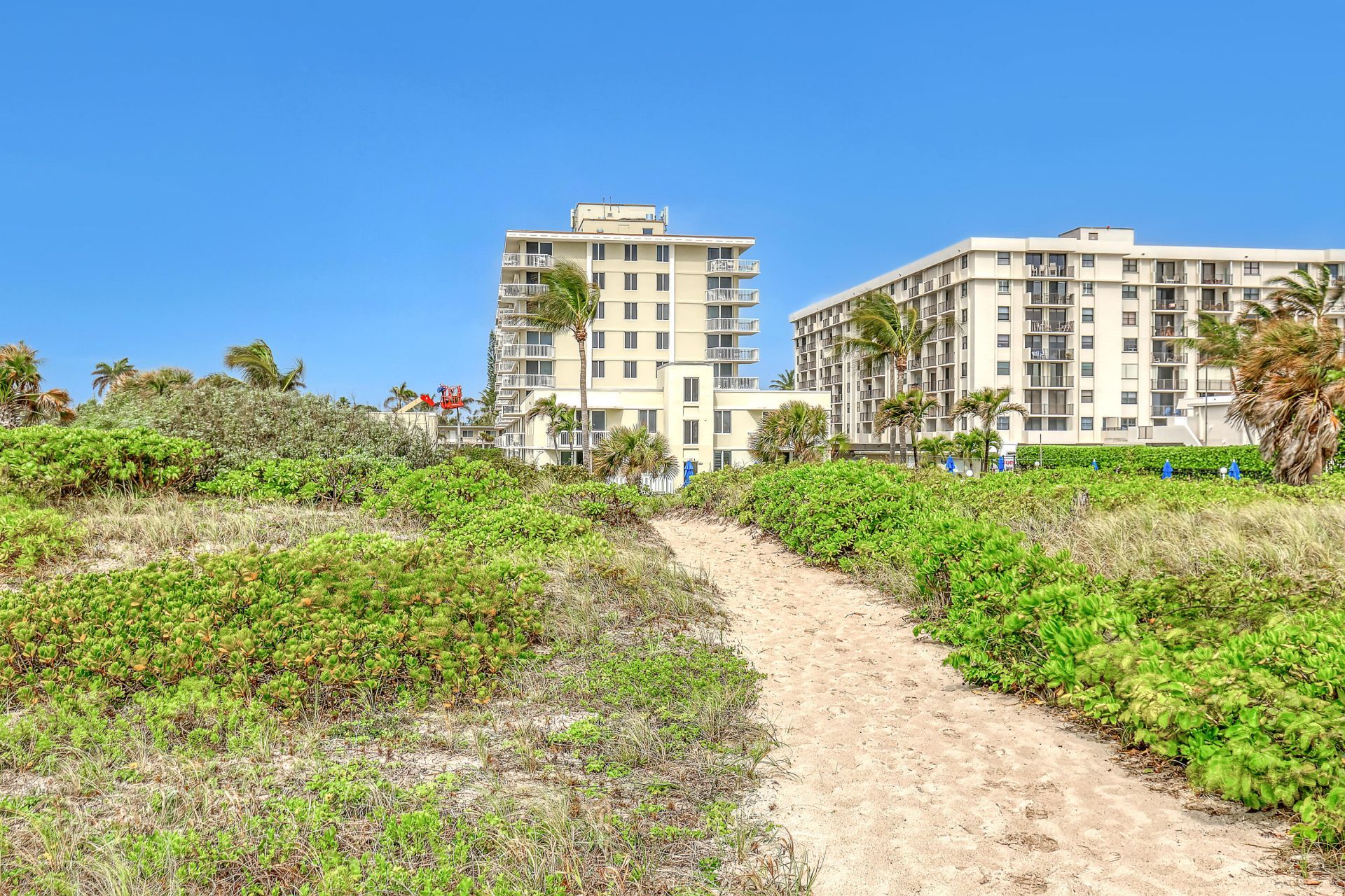 125 S Ocean Avenue, Unit 505, Palm Beach Shores, FL 33404 Photo