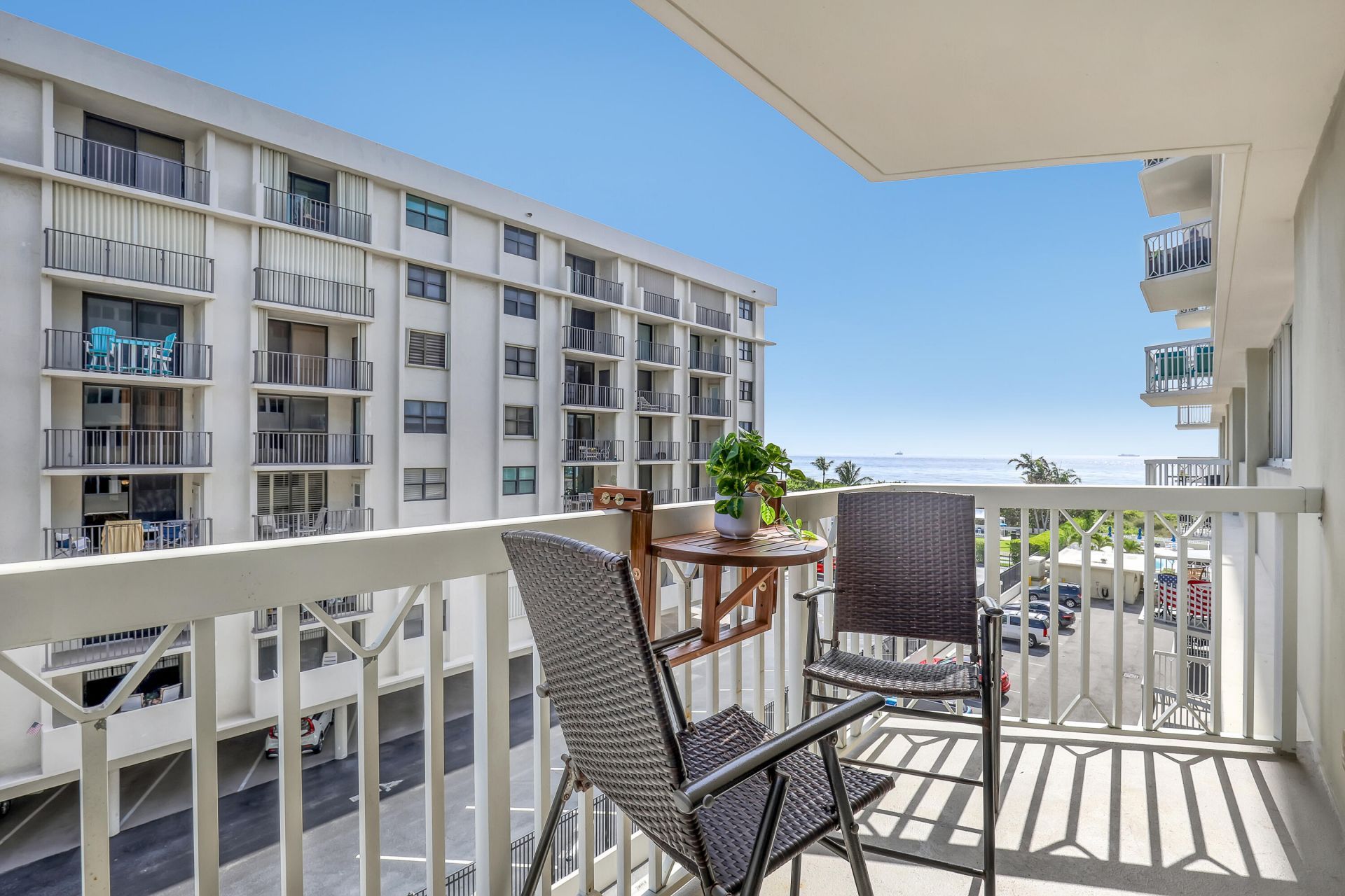 125 S Ocean Avenue, Unit 505, Palm Beach Shores, FL 33404 Photo